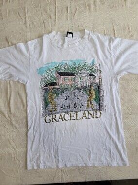 Vintage Graceland Shirt! Glitter Retro Elvis 1995
